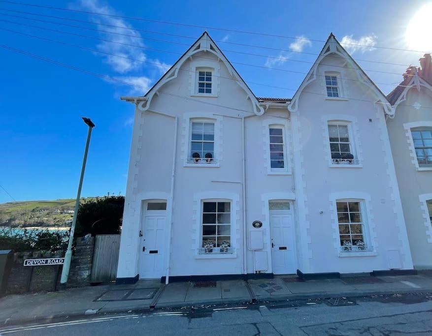 Salcombe - 2 Bedroom Flat, Fantastic Harbour Views Exterior foto